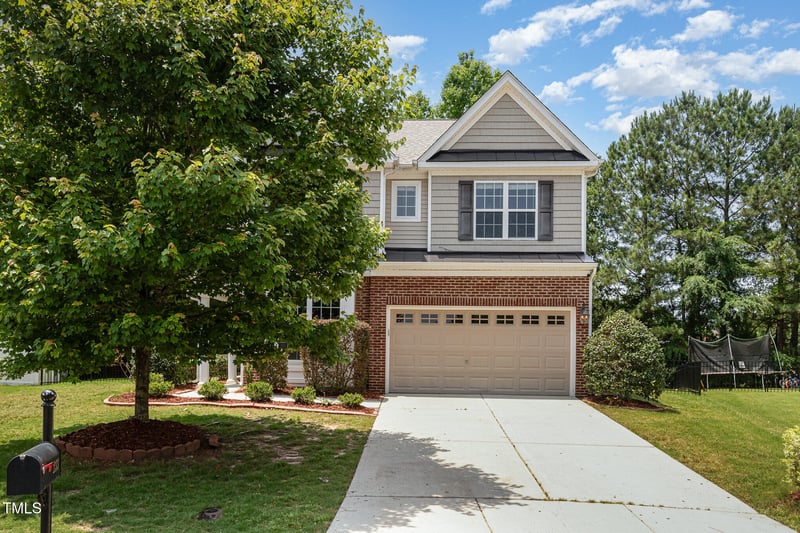 233 Hammond Wood Pl, Morrisville, NC 27560