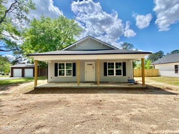 233 Jenkins St, Erwin, NC 28334