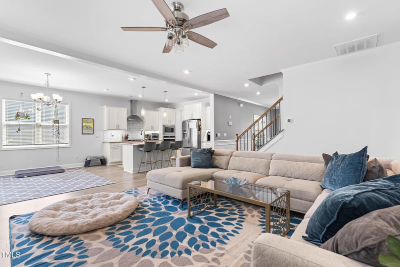 233 Lily Oak Dr, Rolesville, NC 27571