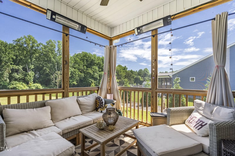 233 Lily Oak Dr, Rolesville, NC 27571
