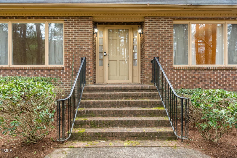 233 Obie Dr, Durham, NC 27713