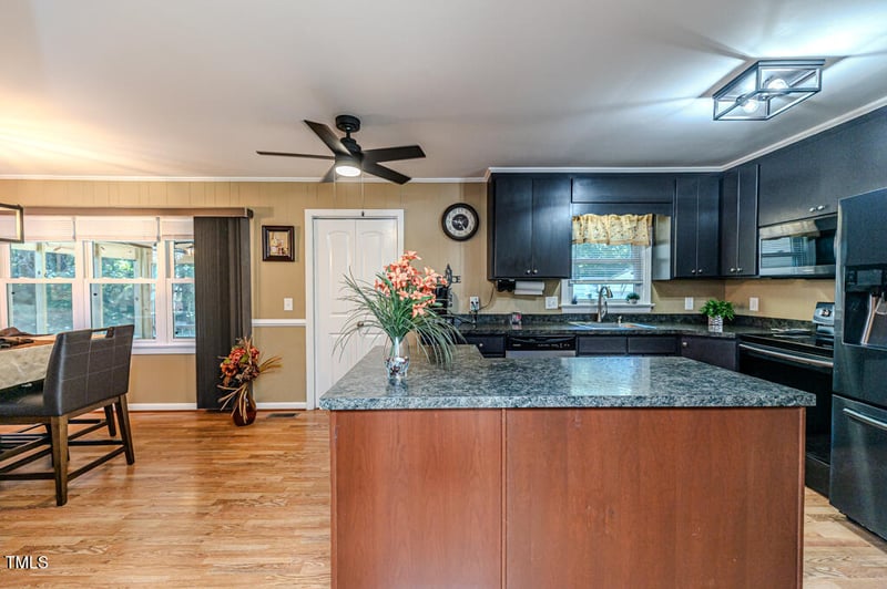 233 Pressly Foushee Rd, Sanford, NC 27330