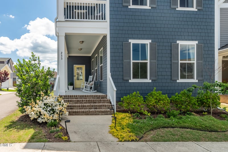 233 Salt Cedar Ln, Chapel Hill, NC 27516