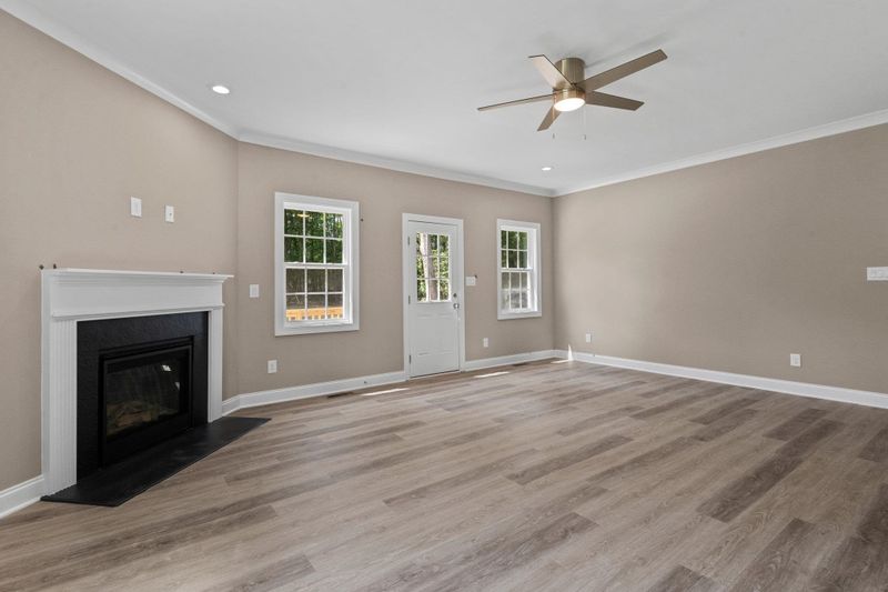 233 Sequoia Dr, Louisburg, NC 27549