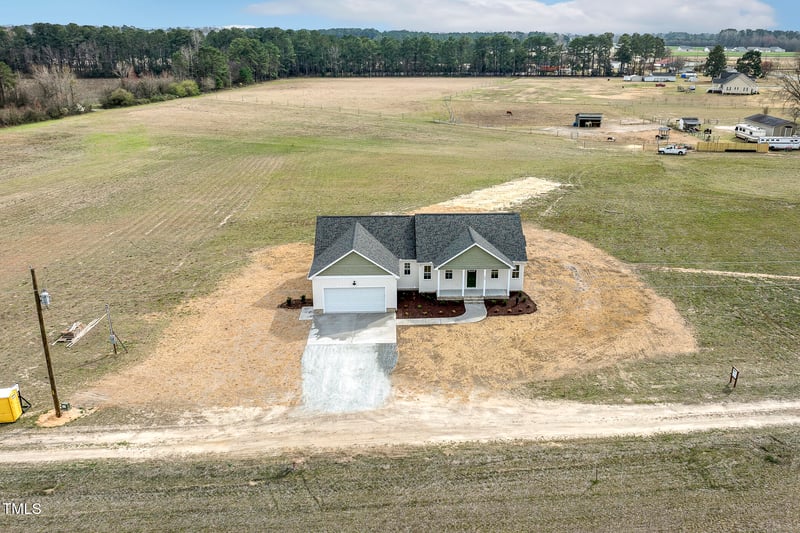 233 Surles Rd, Benson, NC 27504