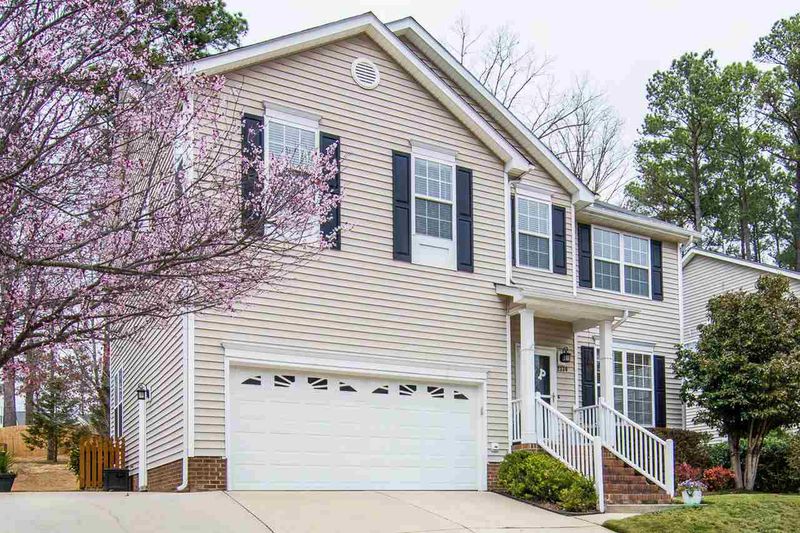 2330 Brasstown Ln, Apex, NC 27502