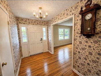 2331 Colgate Dr, Fayetteville, NC 28304
