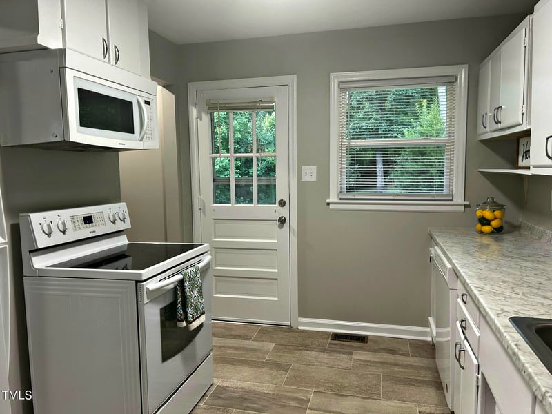 2331 Kennington Rd, Raleigh, NC 27610