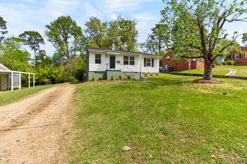 2331 Kennington Rd, Raleigh, NC 27610