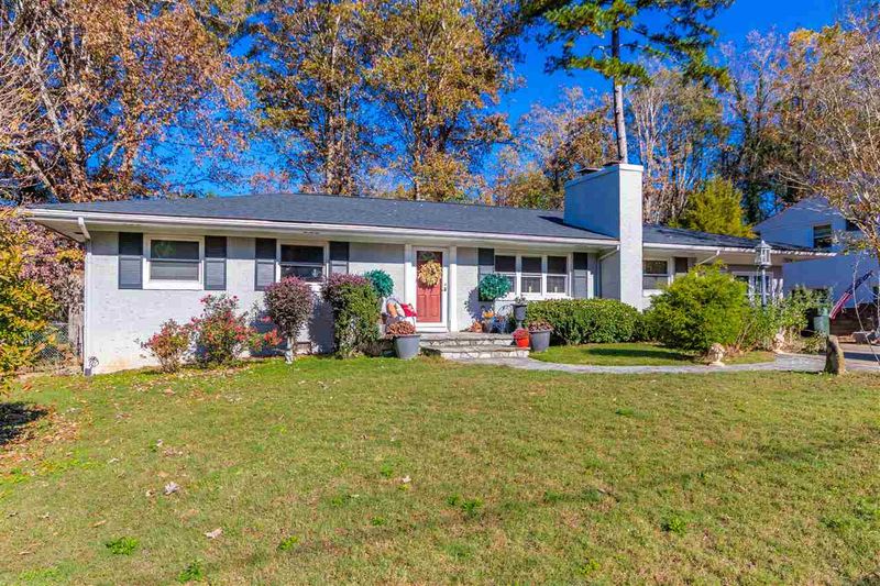 2332 Airline Dr, Raleigh, NC 27607