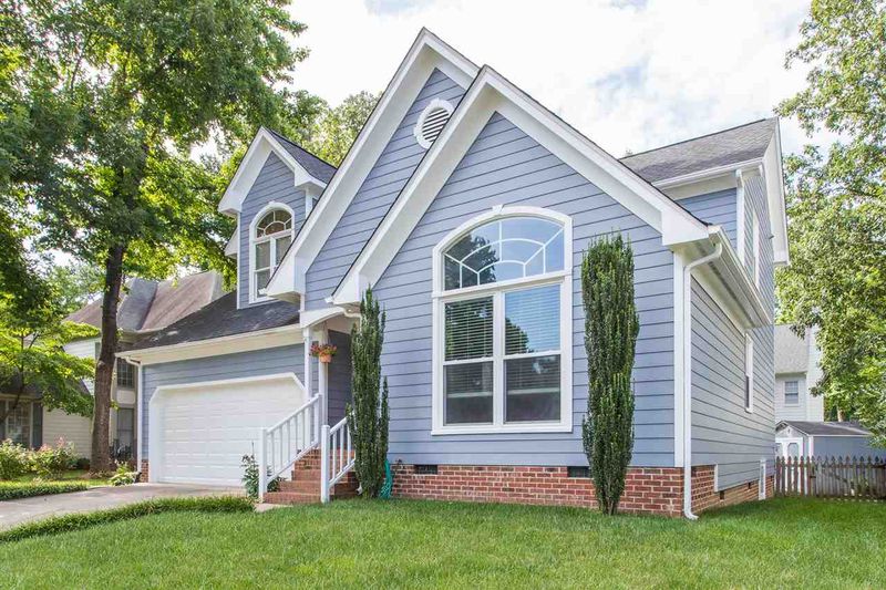 2332 Florida Ct, Raleigh, NC 27615