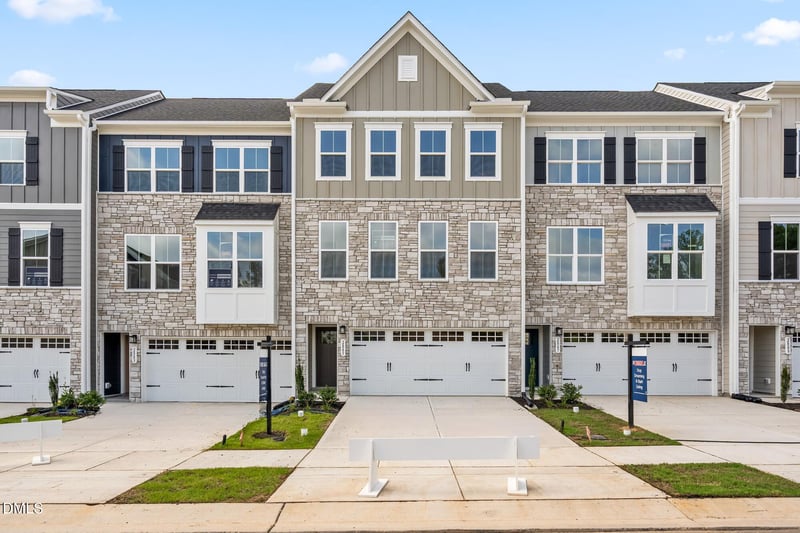 2332 Gracie Ln, Apex, NC 27502