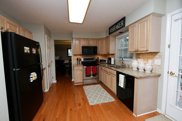 2332 Kendricks Ct, Raleigh, NC 27613