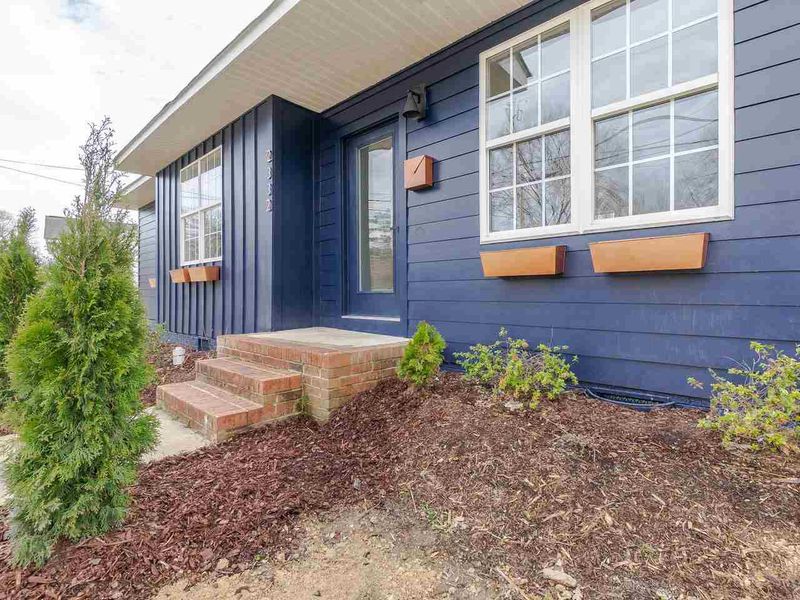 2332 Milburnie Rd, Raleigh, NC 27610
