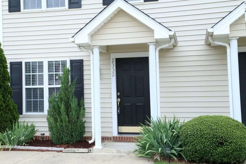 2332 Turtle Point Dr, Raleigh, NC 27604