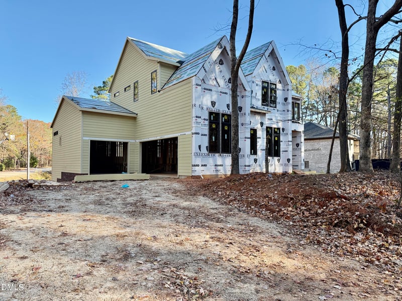 2332 Windy Woods Dr, Raleigh, NC 27607