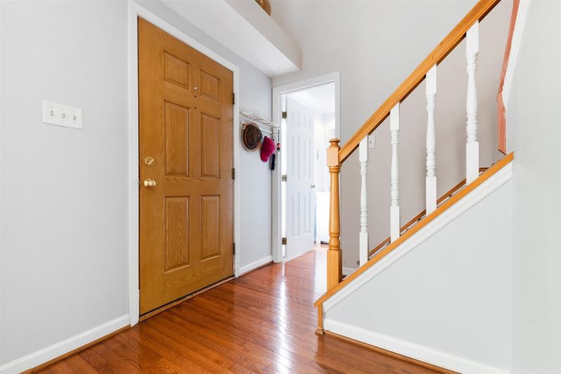 2333 Florida Ct, Raleigh, NC 27615