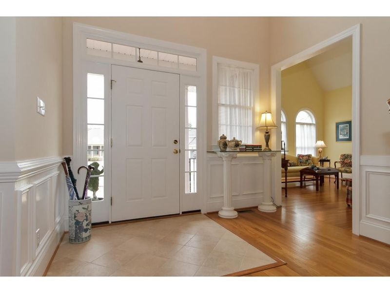 2334 Marlow Dr, Burlington, NC 27215