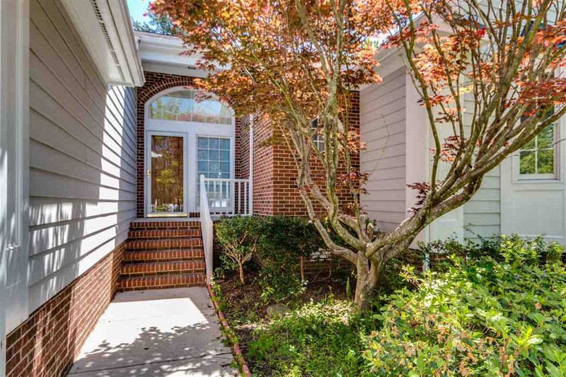 2337 Kendricks Ct, Raleigh, NC 27613