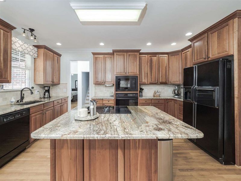 2337 Tiltonshire Ln, Apex, NC 27539