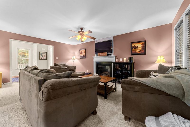 234 Autumn Ridge Dr, Wendell, NC 27591