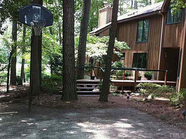 234 Indian Trail Rd, Chapel Hill, NC 27514