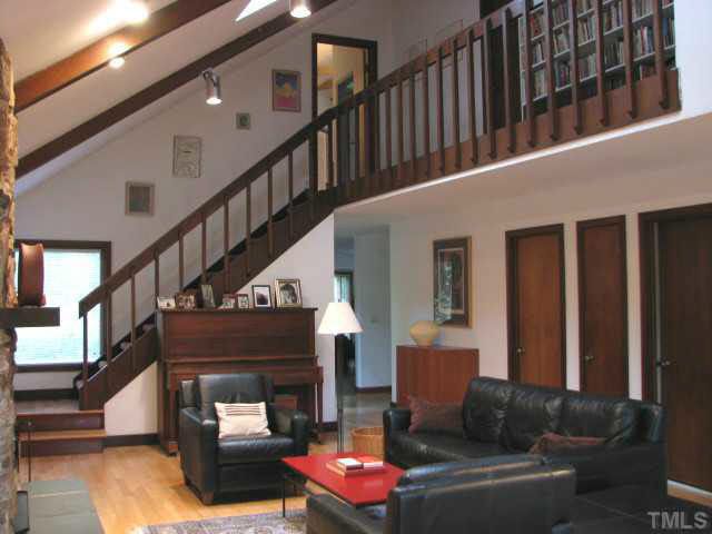 234 Indian Trail Rd, Chapel Hill, NC 27514