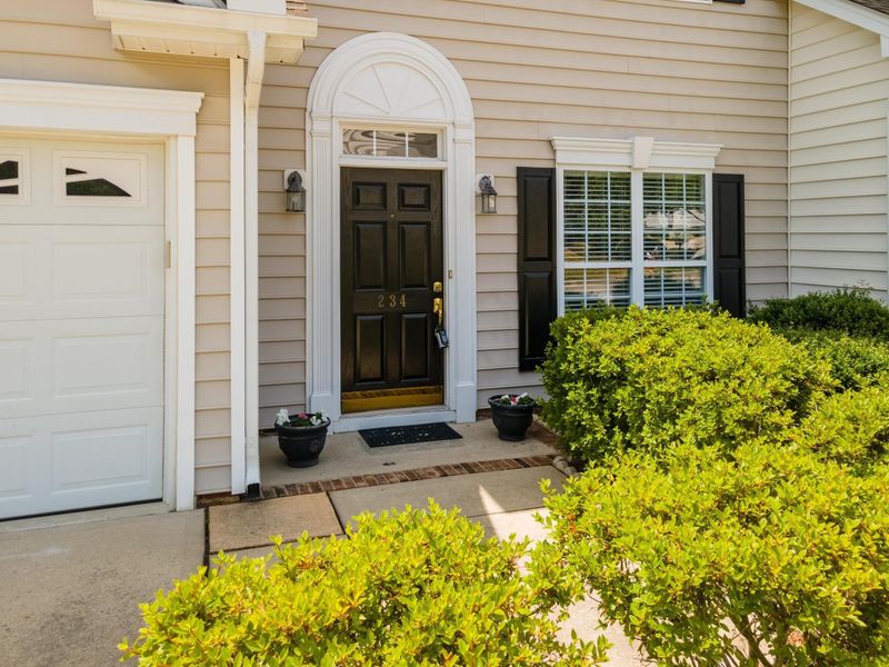 234 Joshua Glen Ln, Cary, NC 27519