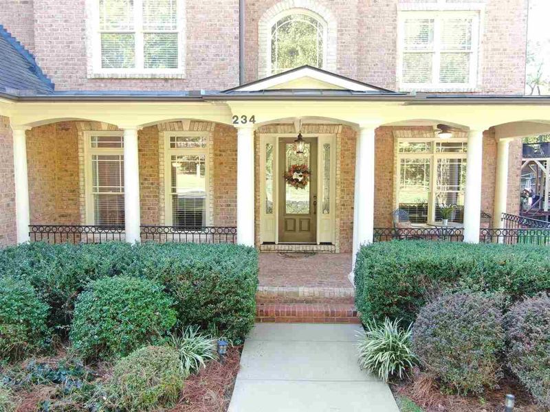 234 Lake Dr, Cary, NC 27513