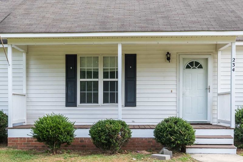 234 Nathan Dr, Clayton, NC 27520