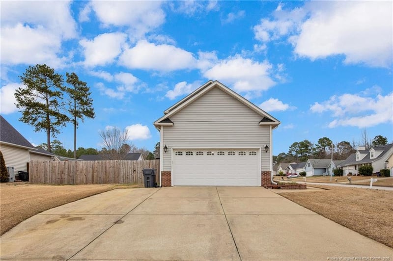 234 Sharpsburg Rd, Fayetteville, NC 28311