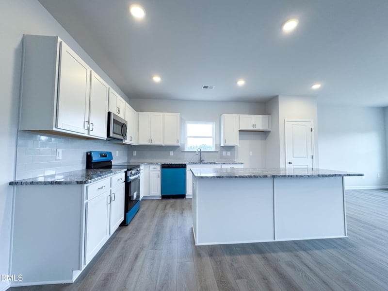 234 Smith Farms Dr, Lillington, NC 27546