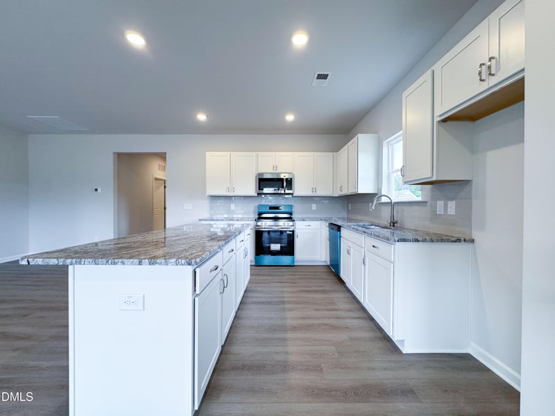 234 Smith Farms Dr, Lillington, NC 27546