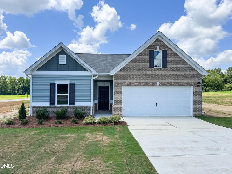 234 Smith Farms Dr, Lillington, NC 27546