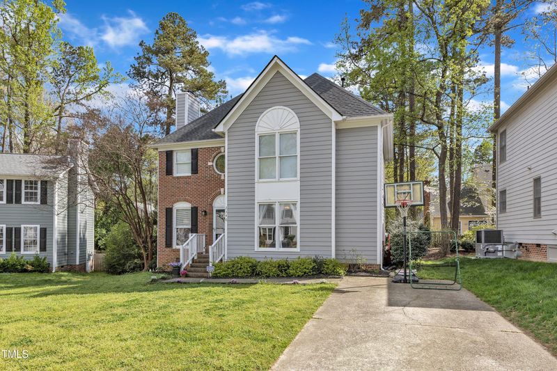 2340 Florida Ct, Raleigh, NC 27615