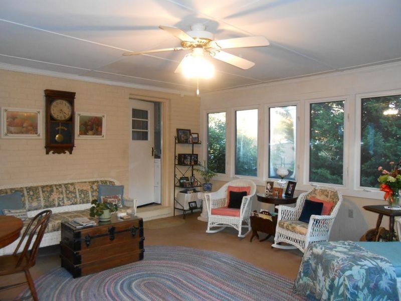 2340 W Front St, Burlington, NC 27215
