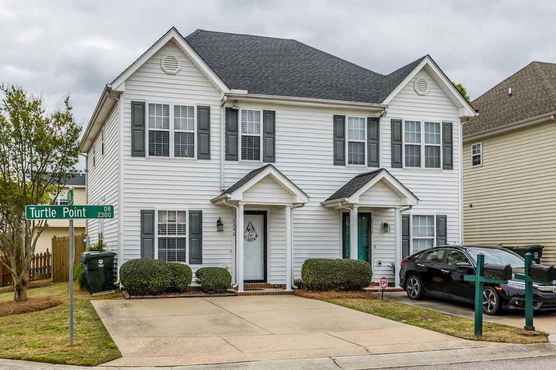 2340 Turtle Point Dr, Raleigh, NC 27604