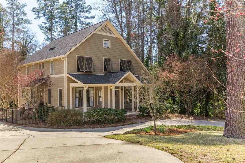 2341 Lyon St, Raleigh, NC 27608