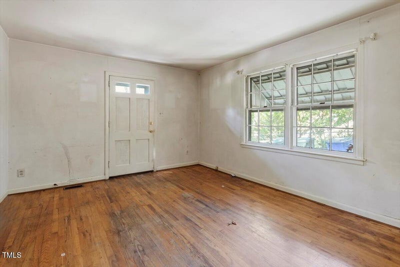 2343 Derby Dr, Raleigh, NC 27610