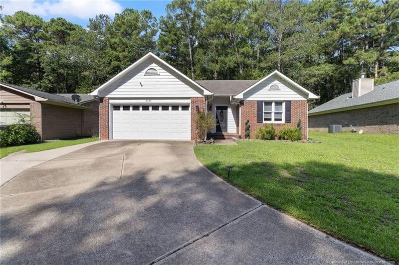 2344 Spindle Tree Dr, Fayetteville, NC 28304