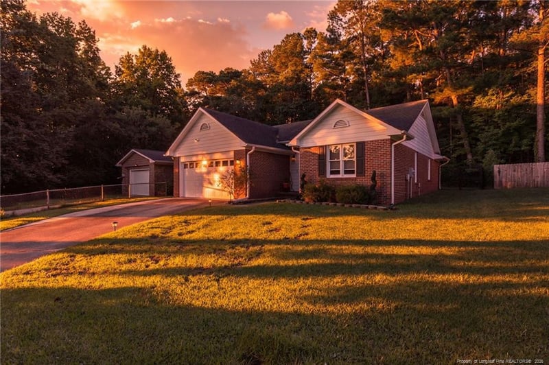 2344 Spindle Tree Dr, Fayetteville, NC 28304