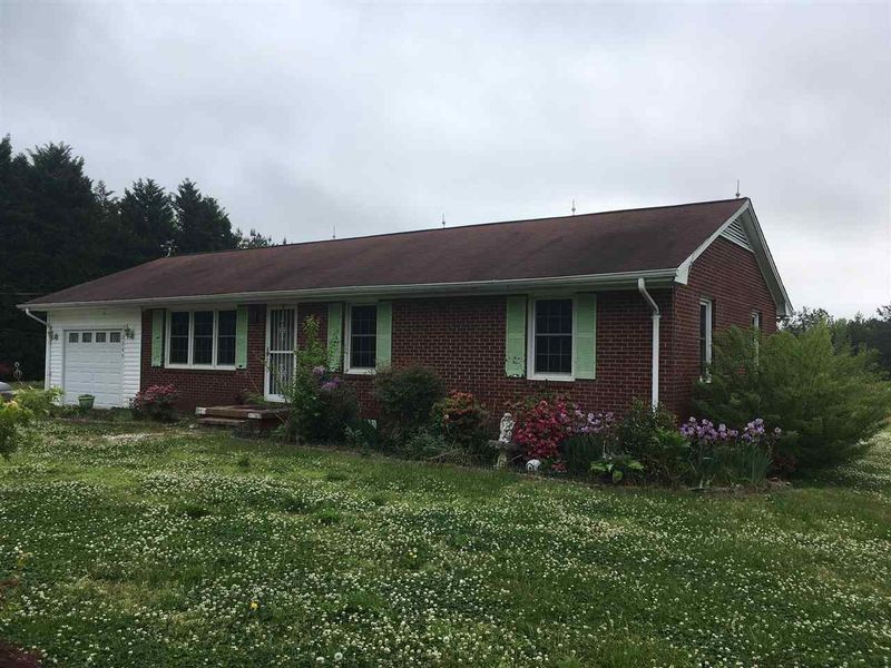 2345 Willie Pace Rd, Burlington, NC 27217