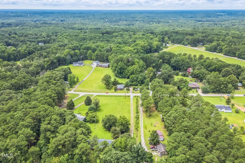 2347 Government Rd, Clayton, NC 27520