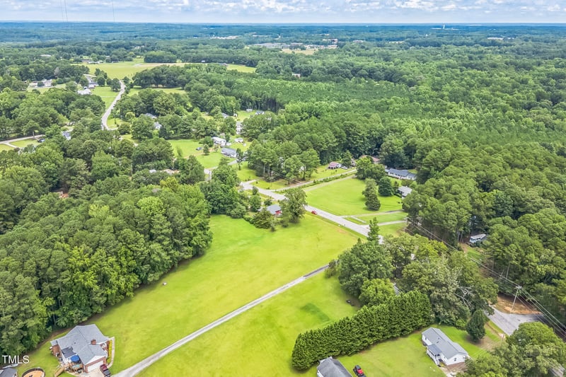 2347 Government Rd, Clayton, NC 27520