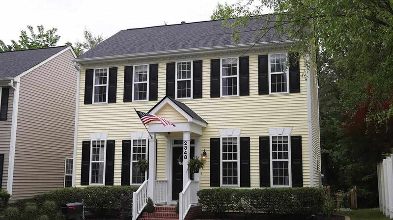 2348 Sapphire Valley Dr, Raleigh, NC 27604