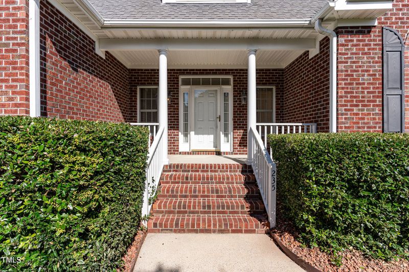 235 Bayhill Dr, Smithfield, NC 27577