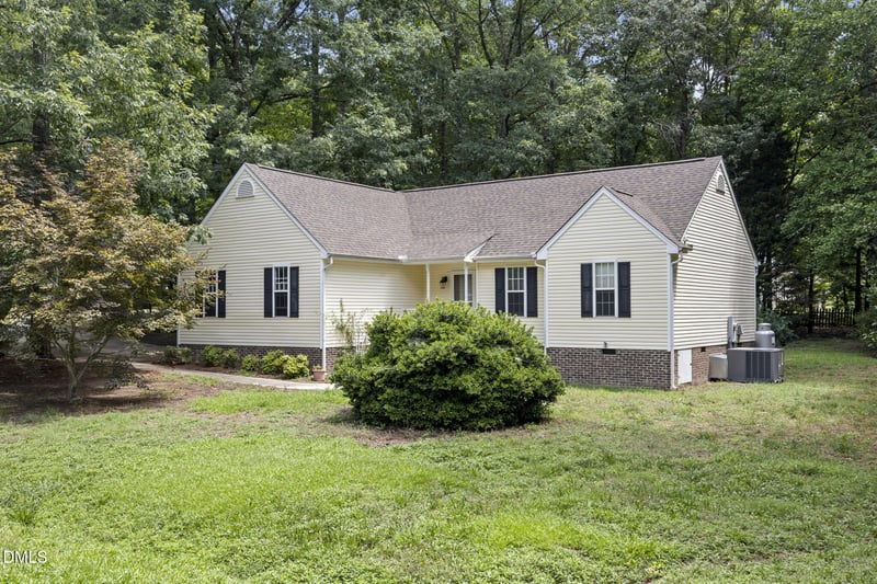 235 Cherrylaurel Dr, Youngsville, NC 27596