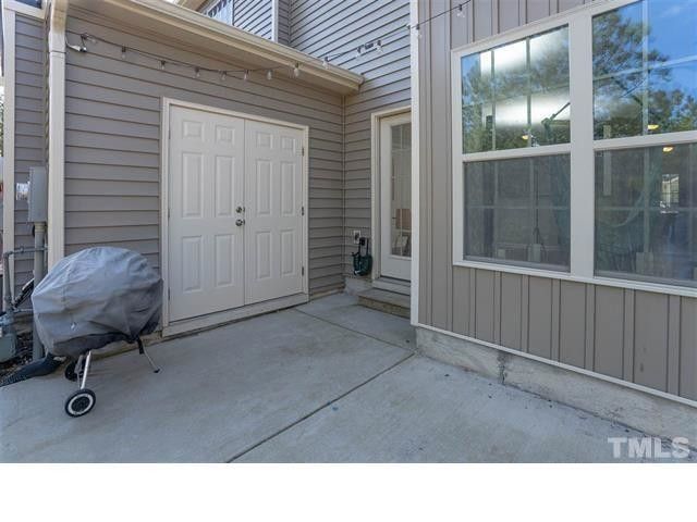 235 Cypress Hill Ln, Holly Springs, NC 27540