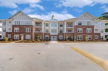 235 Eyam Hall Ln #235, Apex, NC 27502