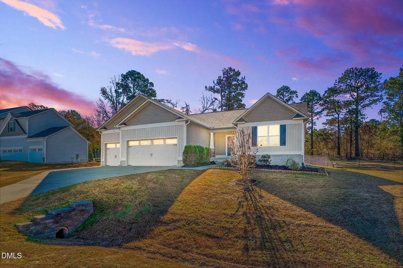 235 Highcroft Cir, Benson, NC 27504